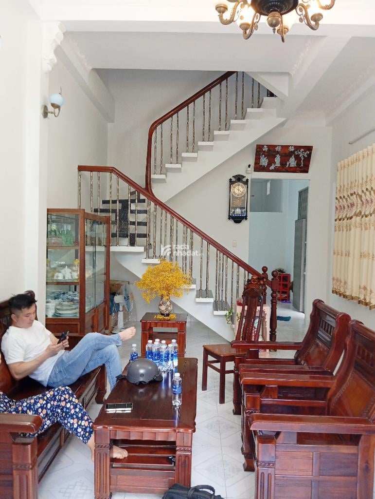BÁN NHÀ LÔ GÓC HẺM XE HƠI PHƯỜNG 2 QUẬN 8 130M2 12 TỶ 5.2X25M 3 TẦNG 5PN