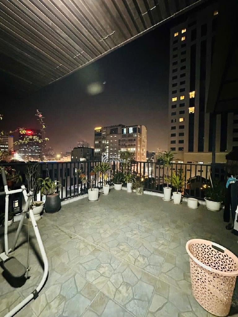 HOÀNG QUỐC VIỆT -LÔ GÓC - THANG MÁY 6 TẦNG - Ô TÔ ĐỖ CỬA NGÀY ĐÊM - 19 TỶ