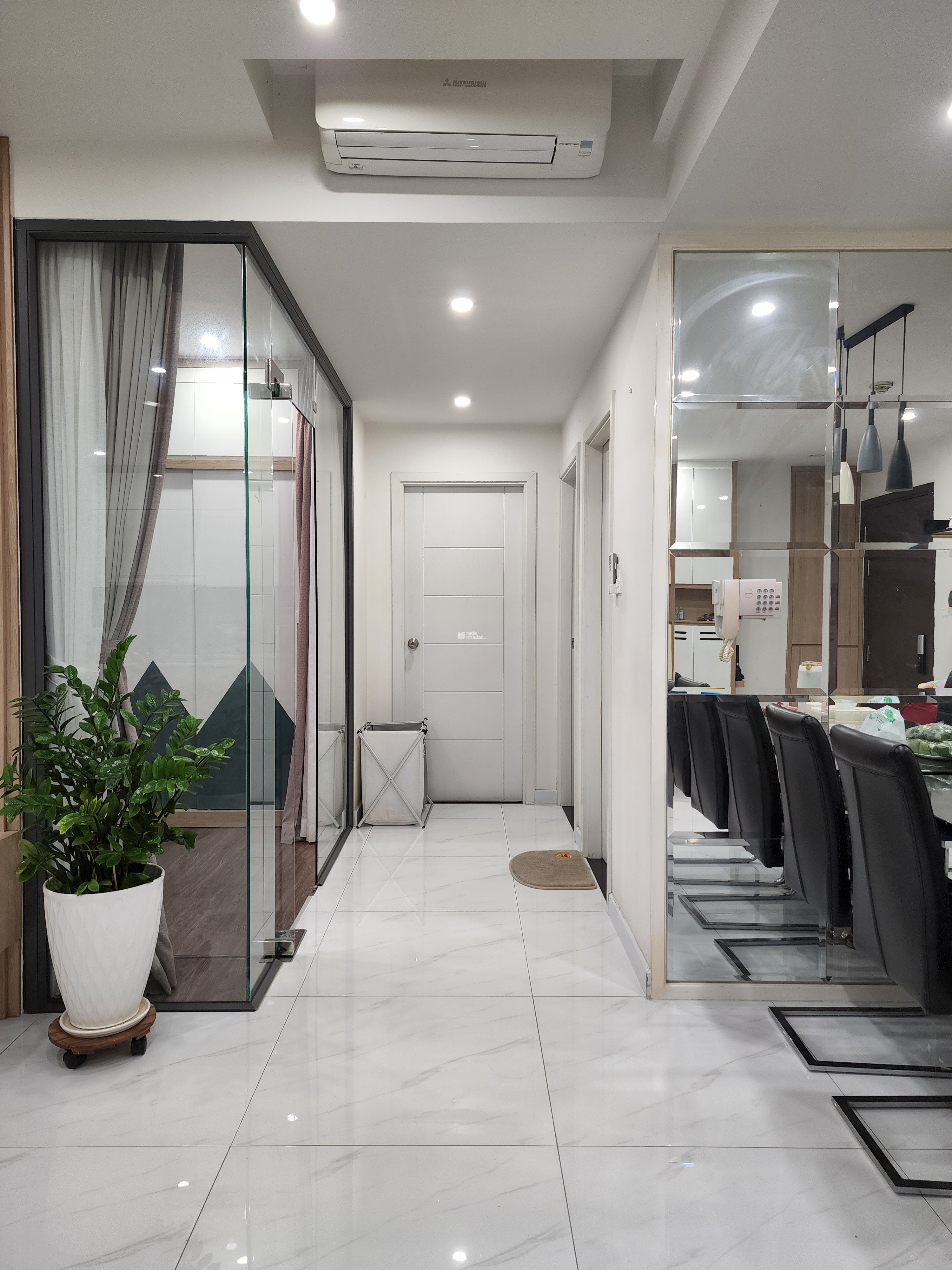 Chính chủ cho thuê căn hộ 3PN Sunrise City View 