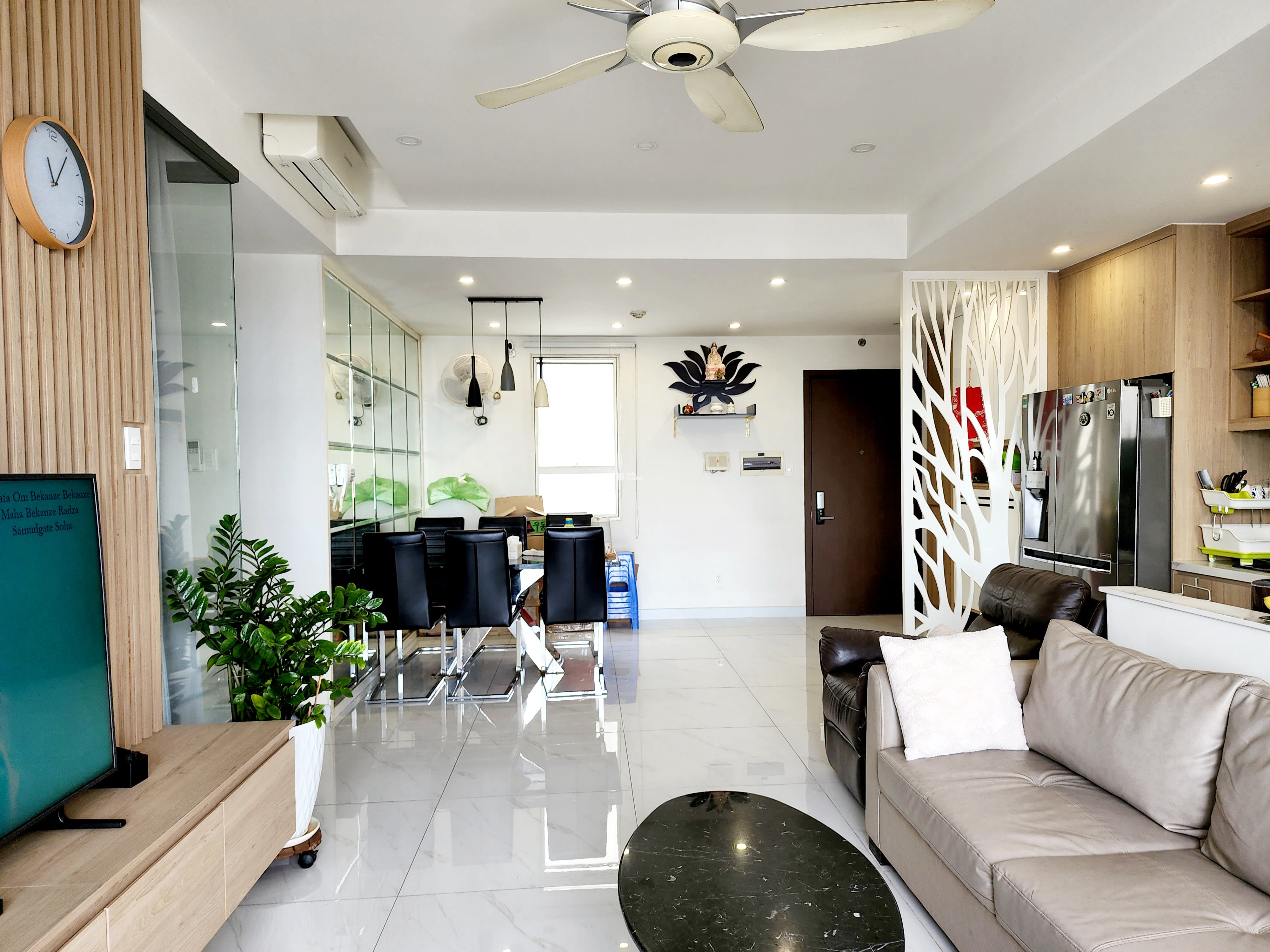 Chính chủ cho thuê căn hộ 3PN Sunrise City View 