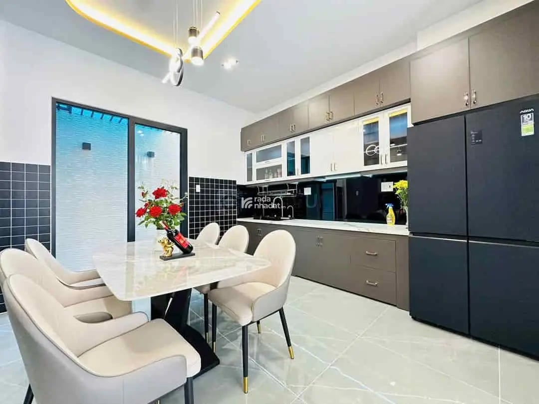 Bán nhà mới sửa năm nay 4tỷ850 DT 52m2 Dương Bá Trạc, P1, Q8, Sổ Hồng Riêng