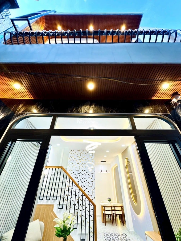GẦN MẶT TIỀN HUỲNH VĂN BÁNH, PHÚ NHUẬN, 50M2 NGANG HIẾM CÓ. GIẢM 500TR CHỈ CÒN 5T TL 