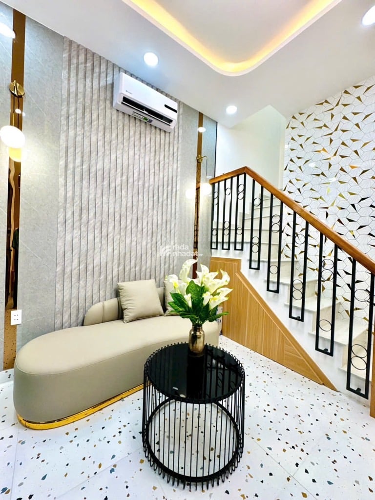 GẦN MẶT TIỀN HUỲNH VĂN BÁNH, PHÚ NHUẬN, 50M2 NGANG HIẾM CÓ. GIẢM 500TR CHỈ CÒN 5T TL 