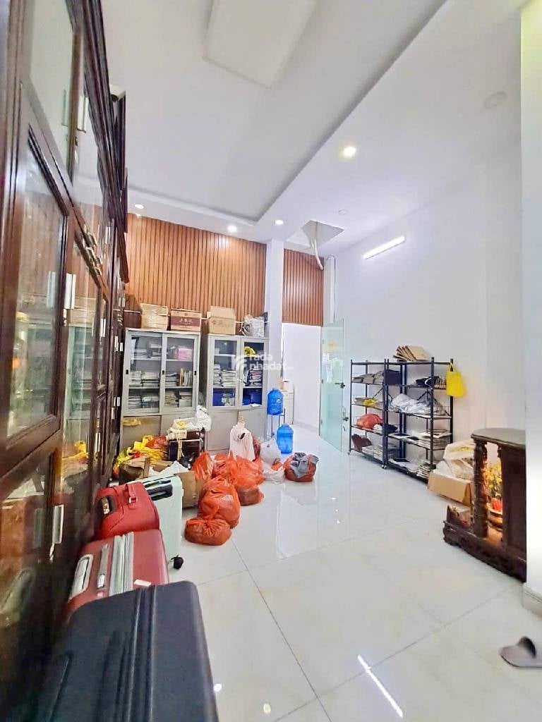 NGAY CHỢ VẢI, MTKD PHÚ THỌ HÒA, TÂN PHÚ, 72M2 HIẾM CÓ. GIẢM 550TR CHỈ CÒN 16.6T TL TỐT
