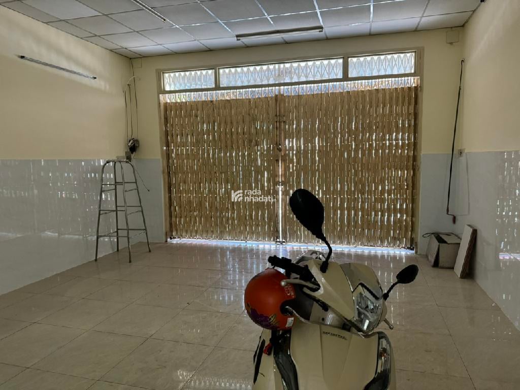 BÁN NHÀ MẶT TIỀN BÌNH PHÚ KINH DOANH P. 11 Q.6 NGANG 5.2M 16TR/THÁNG 9.95 TỶ