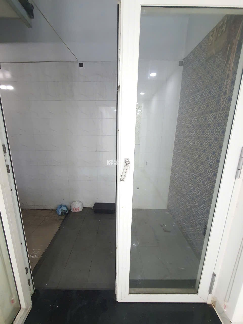 BÁN NHÀ HẺM NGÔ QUYỀN QUẬN 10 - 3.4 tỷ