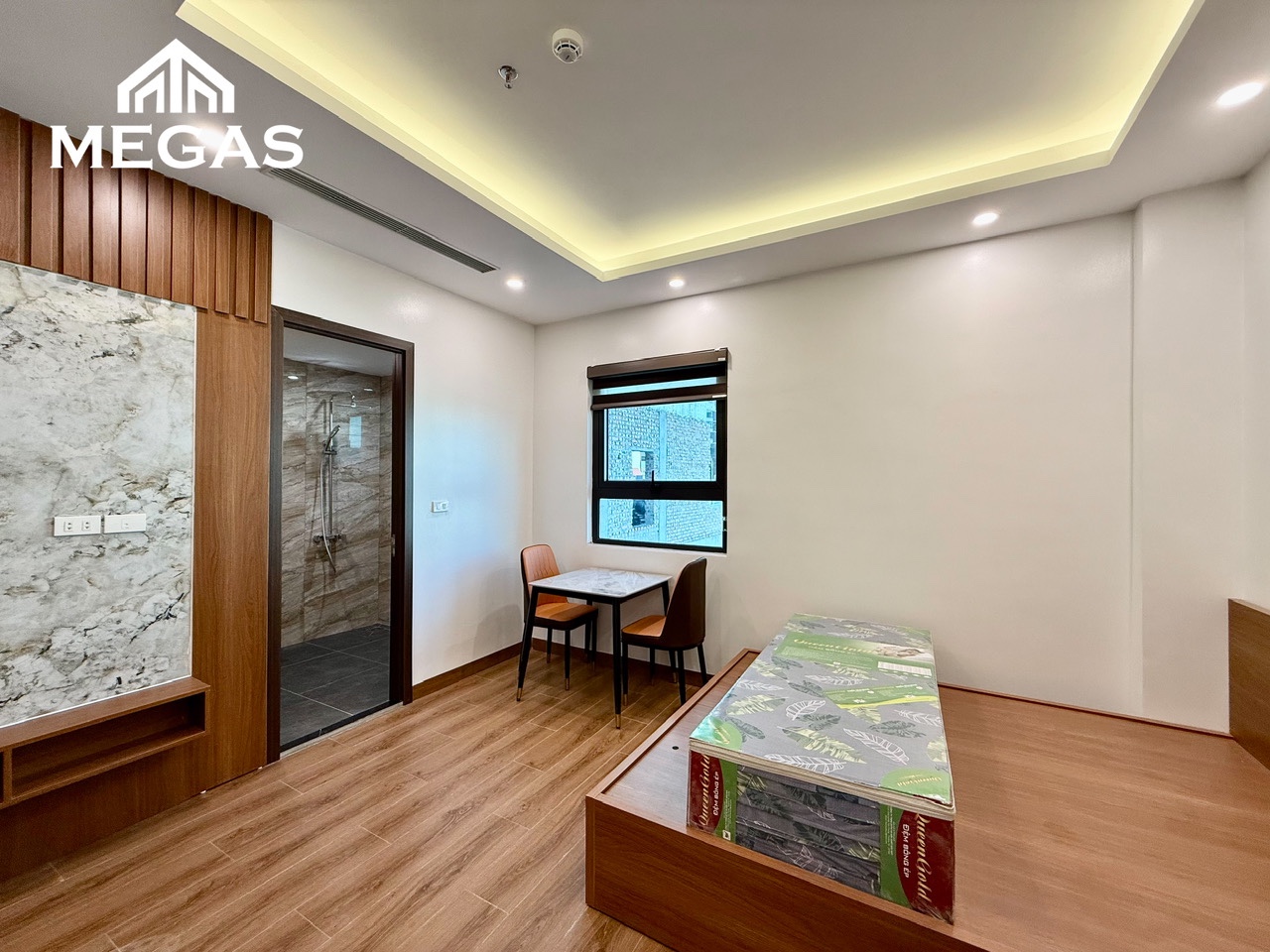 CHO THUÊ CĂN HỘ 1PN 50M2 CAO CẤP TẠI 445 LẠC LONG QUÂN NGAY HỒ TÂY 5P ĐI BỘ