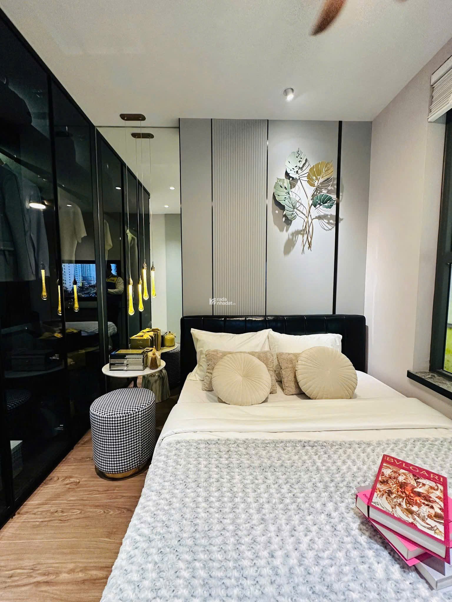 Vốn 800tr nhận ngay 2pn block thương mại sẵn hđ thuê 14tr ngay ga metro đhqg