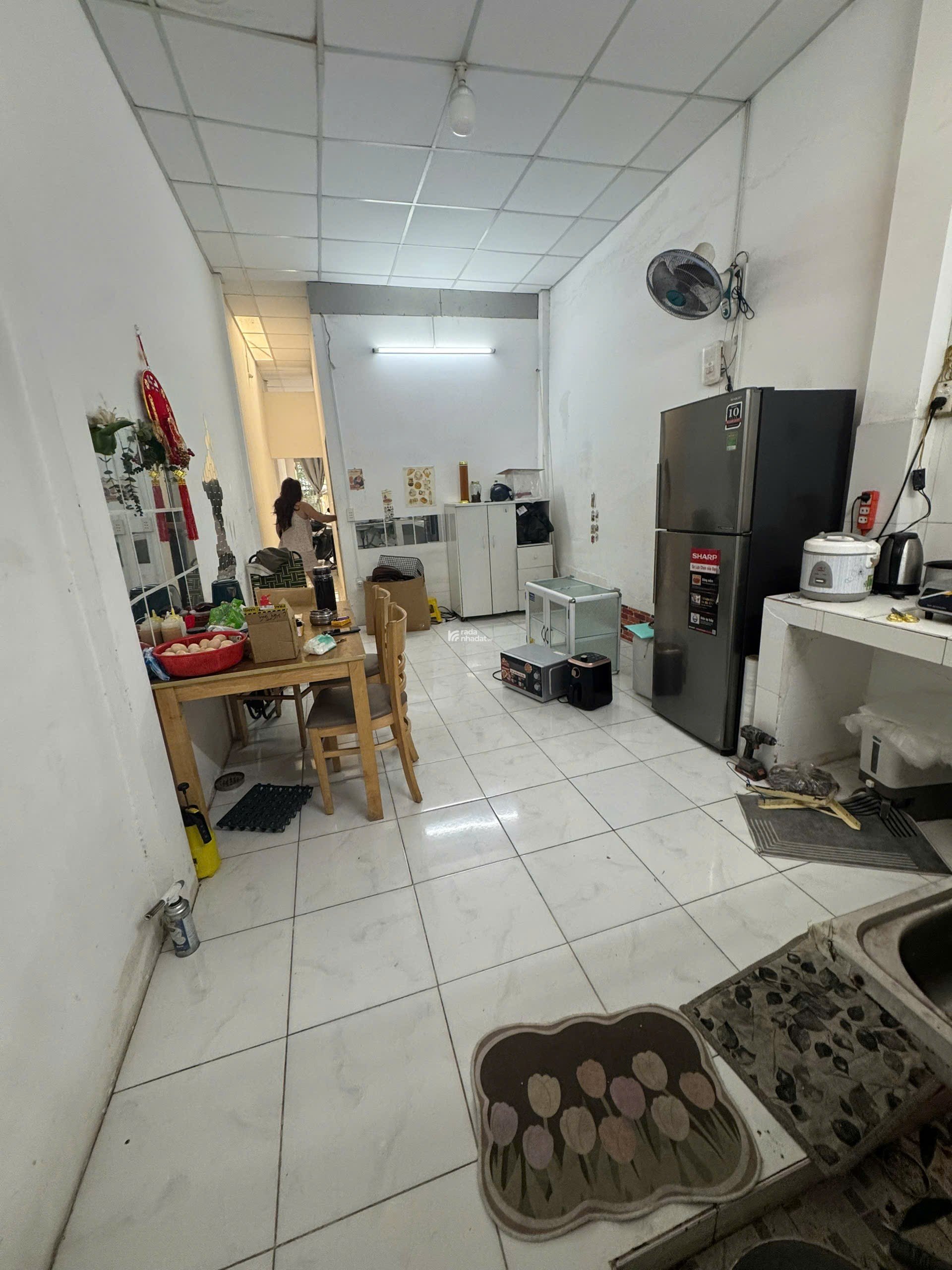 Nhà hẻm xe hơi diện tích khủng giá rẻ