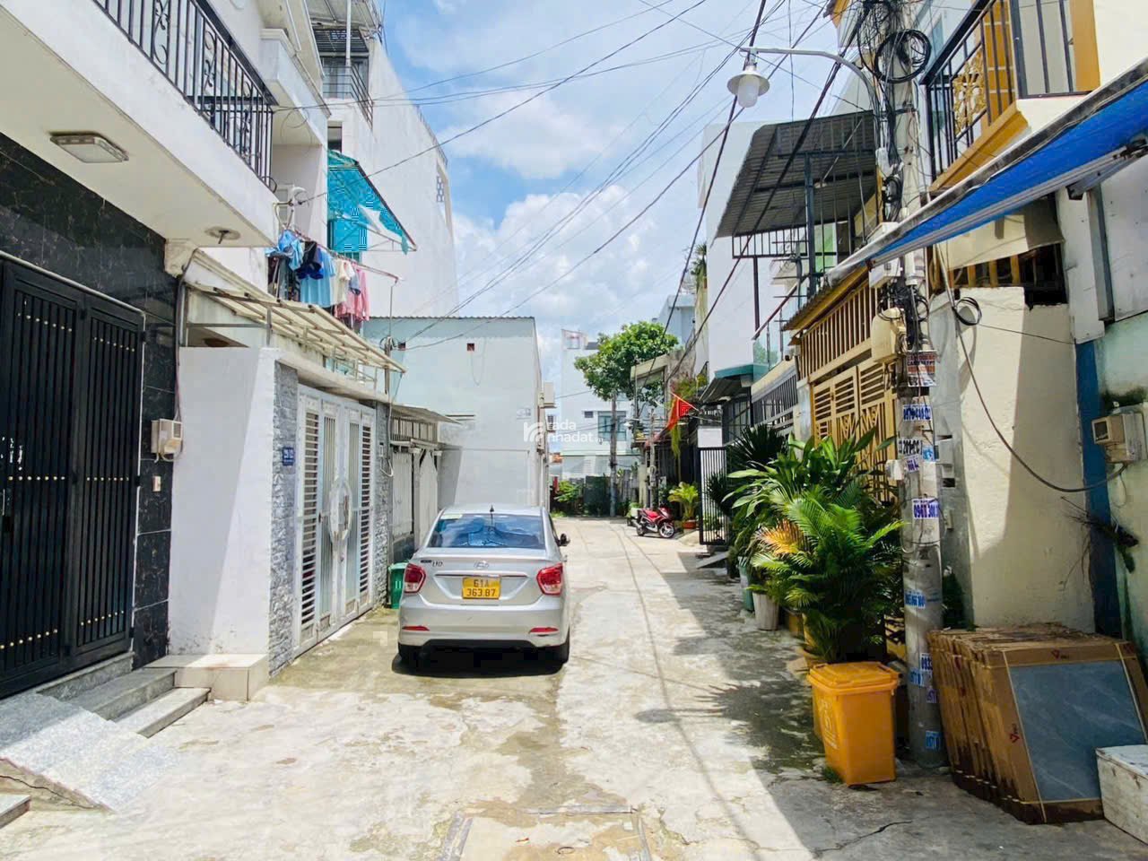 NHÀ ĐẸP THẠNH LỘC 14 - GẦN NGÃ TƯ VƯỜN LÀI, QL1A CHỈ 300M - 2 TỶ NHẬN NHÀ