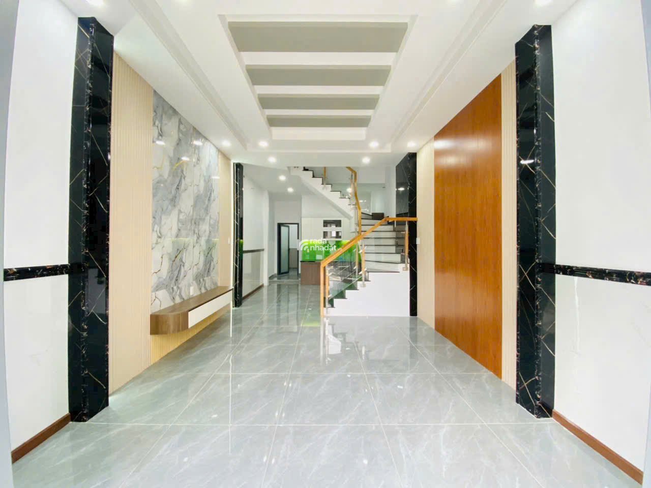 NHÀ ĐẸP THẠNH LỘC 14 - GẦN NGÃ TƯ VƯỜN LÀI, QL1A CHỈ 300M - 2 TỶ NHẬN NHÀ