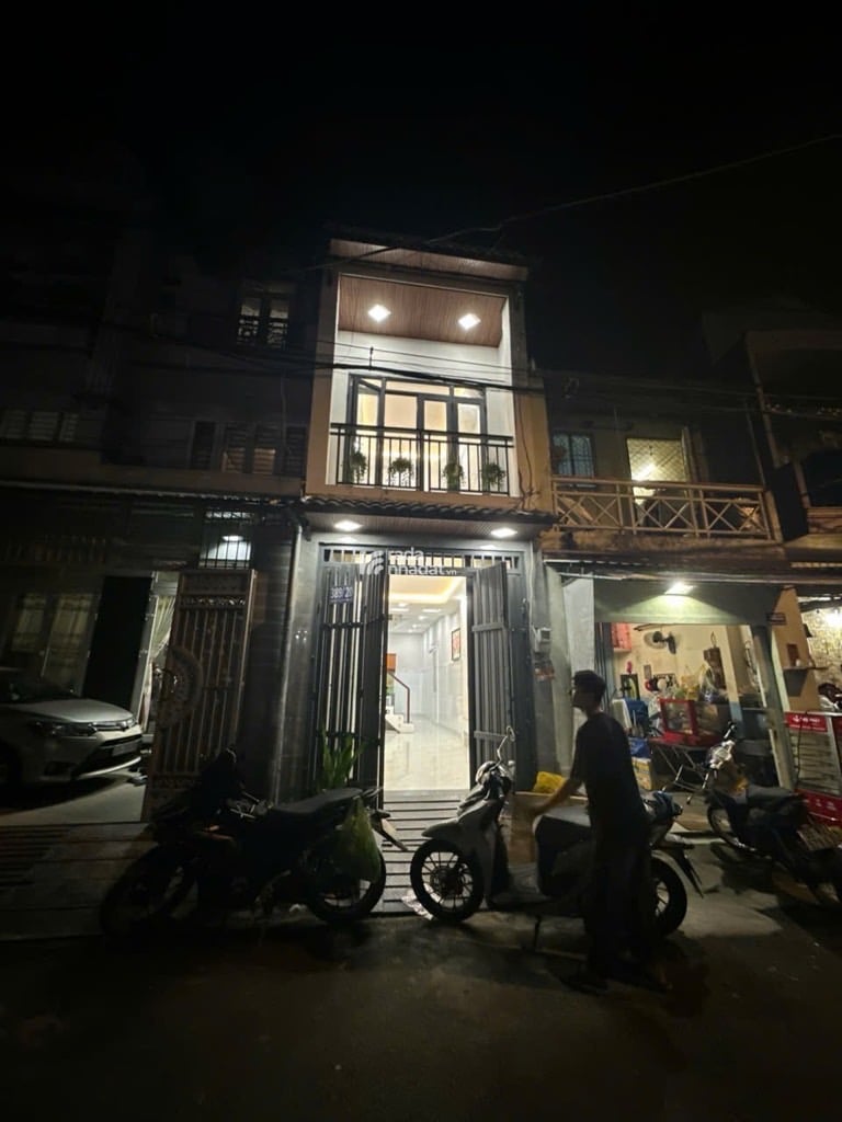 Nhà chín chủ hẻm nhựa 8m tinh lộ 10 an lạc bình Tân 