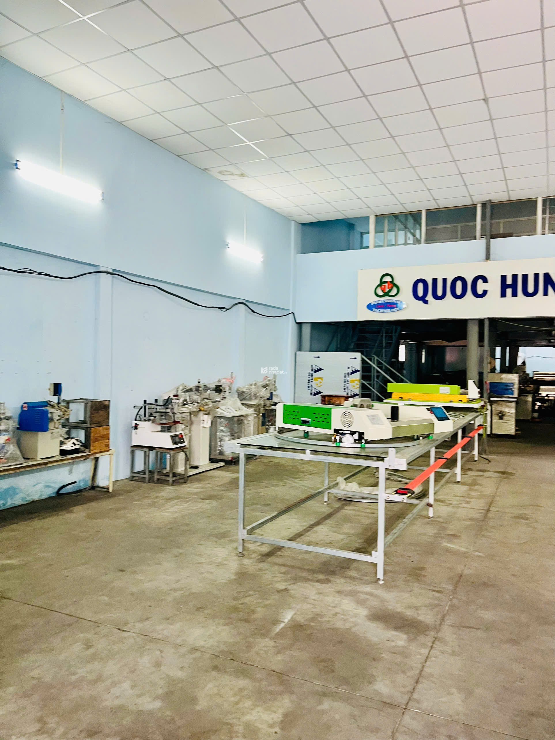 Bán nhà xưởng Mặt Tiền đường xe Container đậu ngày đêm