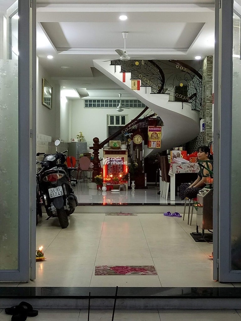 BÁN NHÀ MẶT TIỀN KDC NAM HÙNG VƯƠNG 90M2 4 TẦNG CHỈ 12 TỶ KHU PHÂN LÔ VỈA HÈ 3M KINH DOANH ĐA NGÀNH