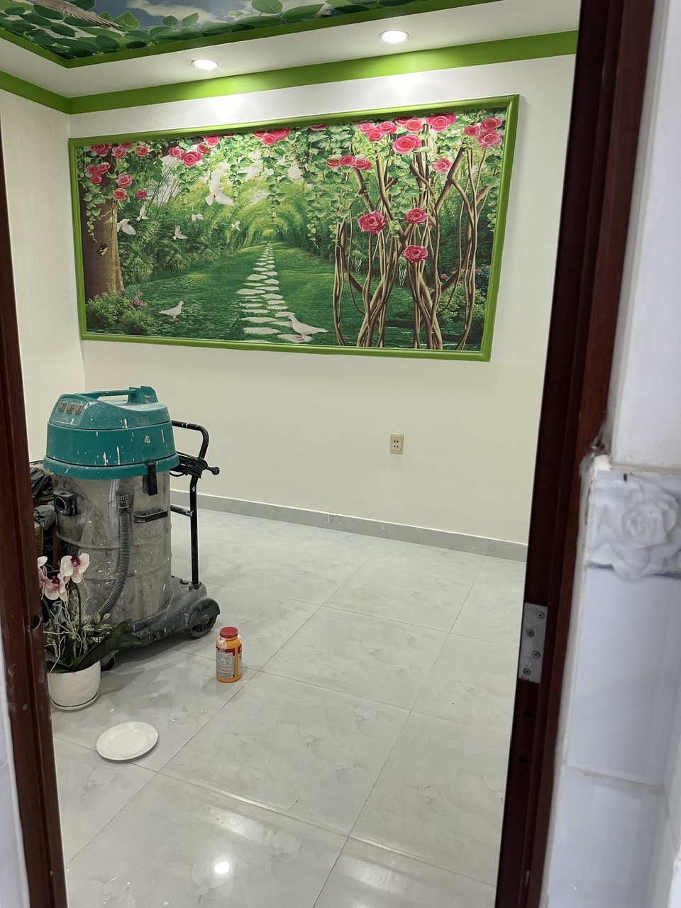 Nhà đẹp hẻm 4m đường Lạc Long Quân, 58m2, 4.3x13, 3PN, ko lộ giới, Chỉ 5.2 tỷ TL