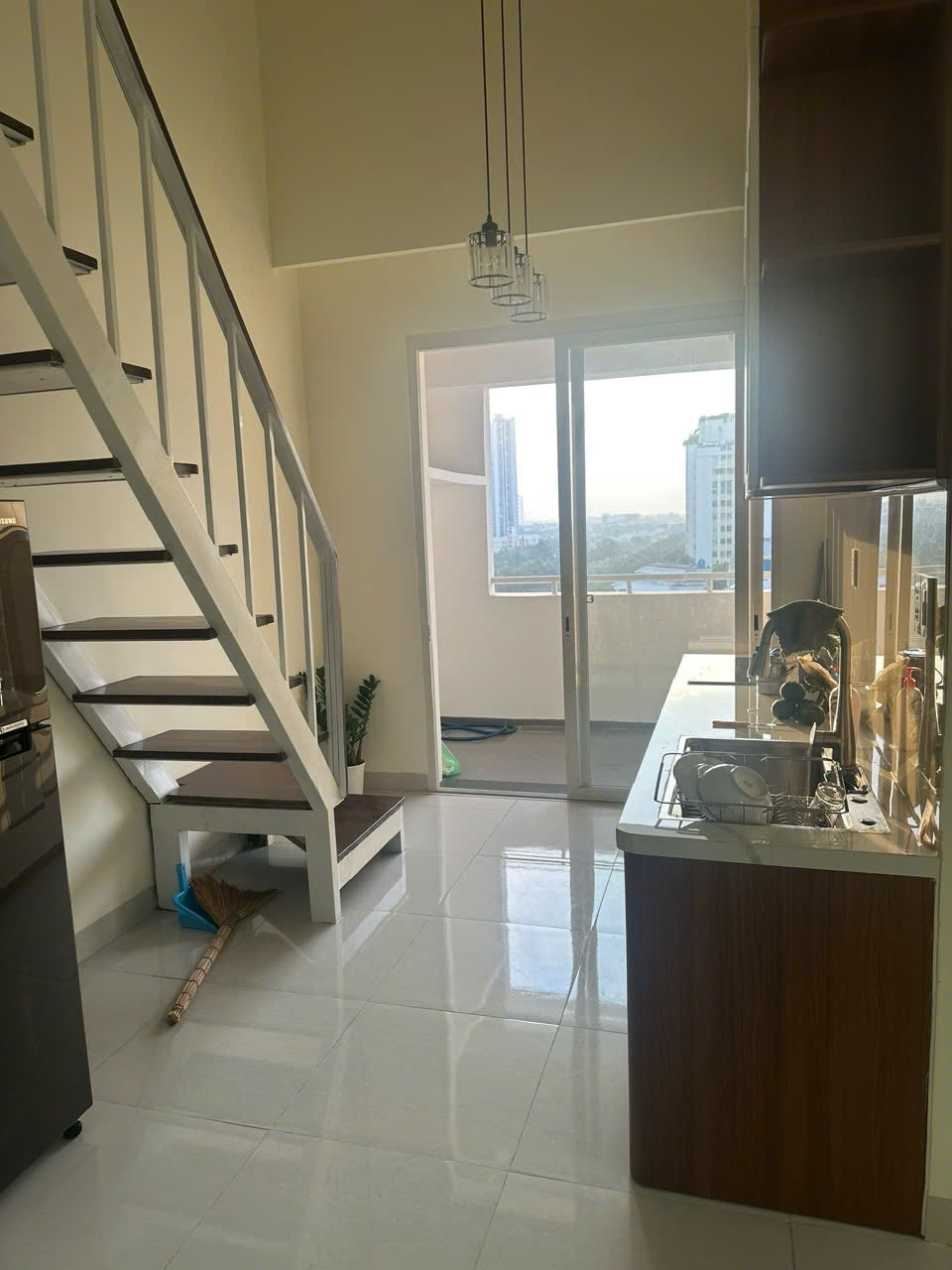 Bán gấp căn hộ Duplex Hưng Vượng 3, PMH,Q7, nhà đẹp, giá tốt