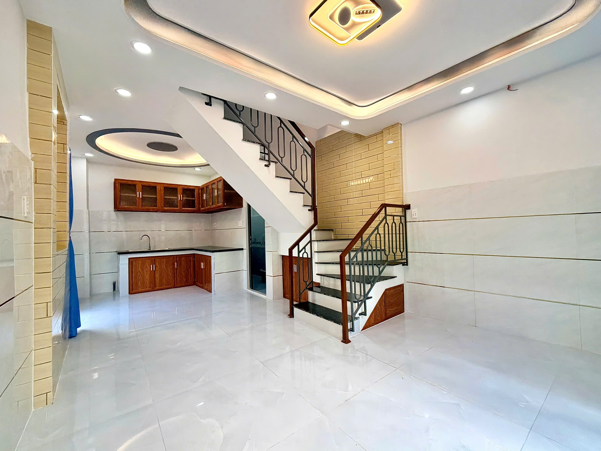 NHÀ HƯƠNG LỘ 2 , PHƯỜNG BÌNH TRỊ ĐÔNG , BÌNH TÂN CHỈ 33M2 CHỈ HƠN 2 TỶ