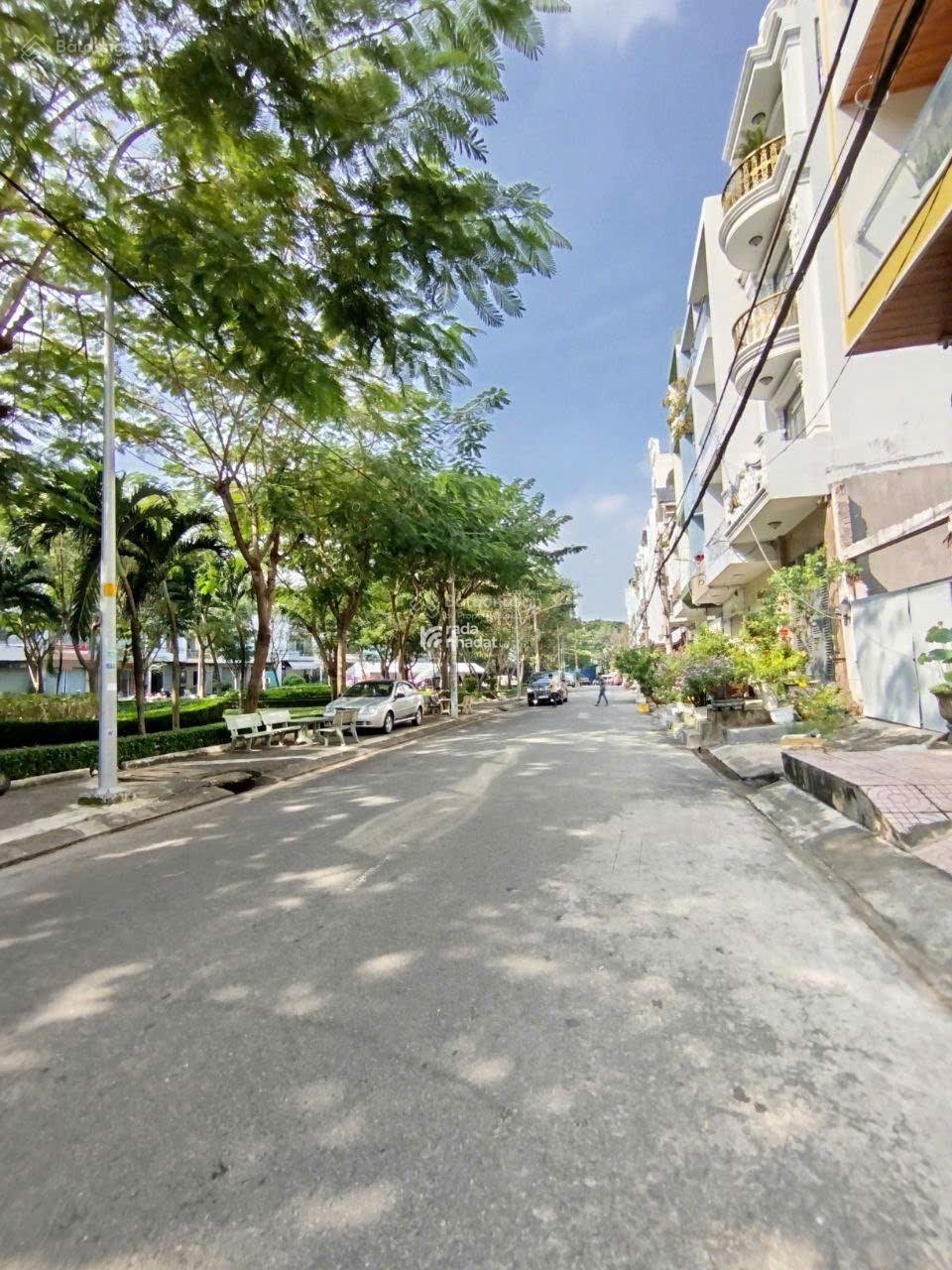 BÁN NHÀ MỚI ĐẸP 4 TẦNG - DT LÝ TƯỞNG (4X23) CHỈ 14,2 TỶ 