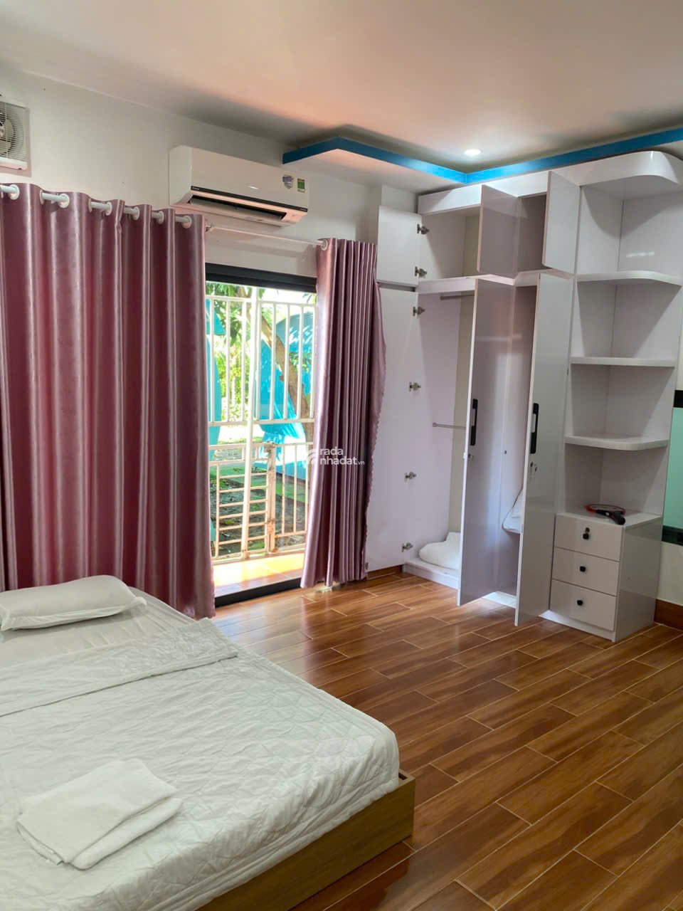 BÁN 2 CĂN NHÀ LIỀN KỀ TRUNG TÂM HỒ TRÀM, GẦN BIỂN HỒ TRÀM