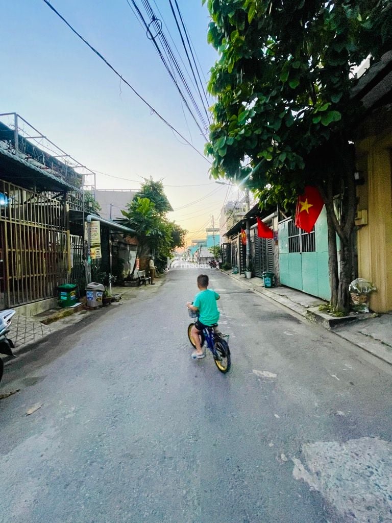 BÁN NHÀ LIÊN KHU 4 5 96M2 7.4 TỶ HẺM XE TẢI TRÁNH NHAU KẾ CHỢ BÌNH THÀNH BÌNH TÂN