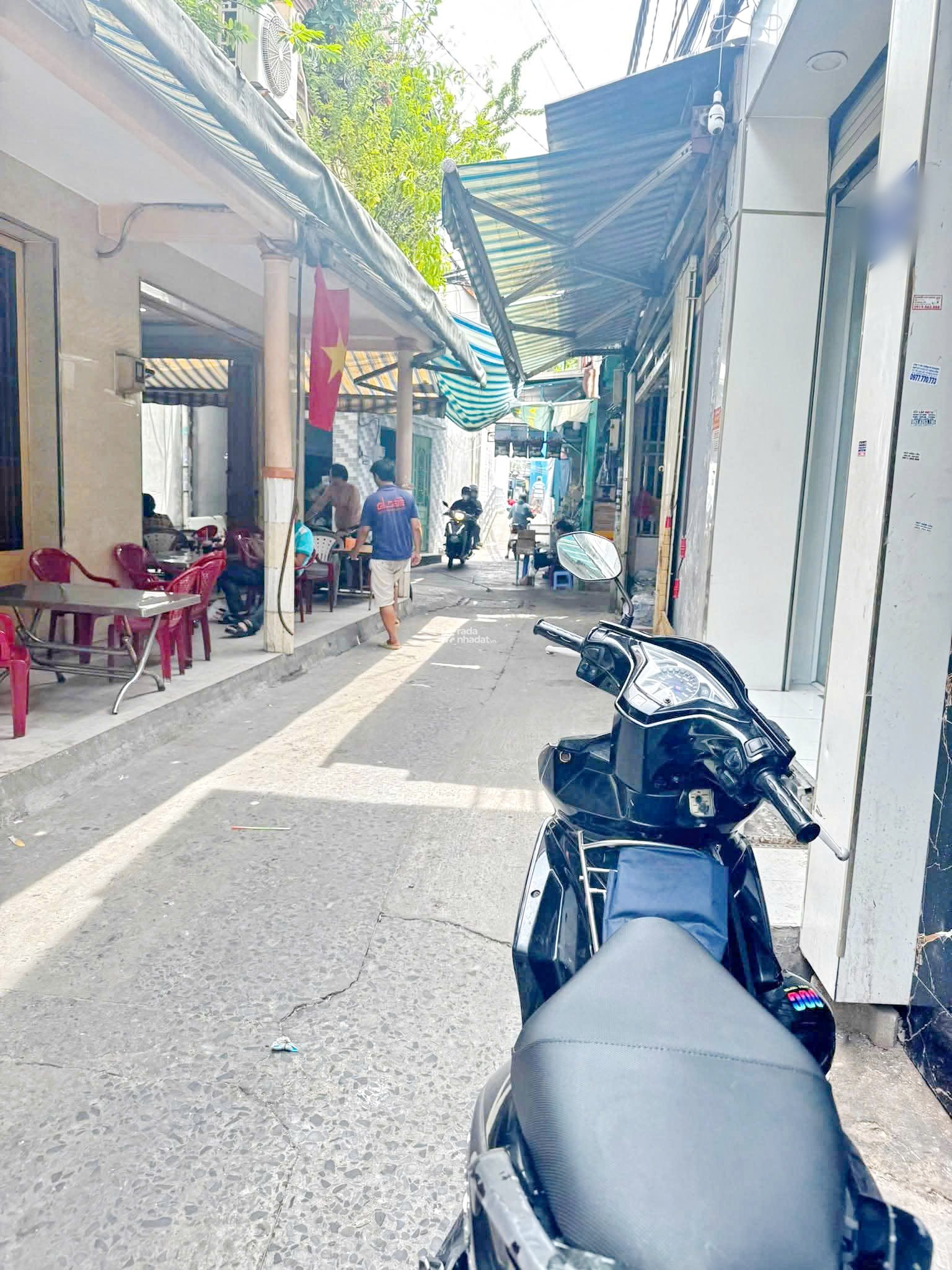 Bán nhà mới 1 lầu gần MT đường Phạm Thế Hiển P. Chánh Hưng Quận 8