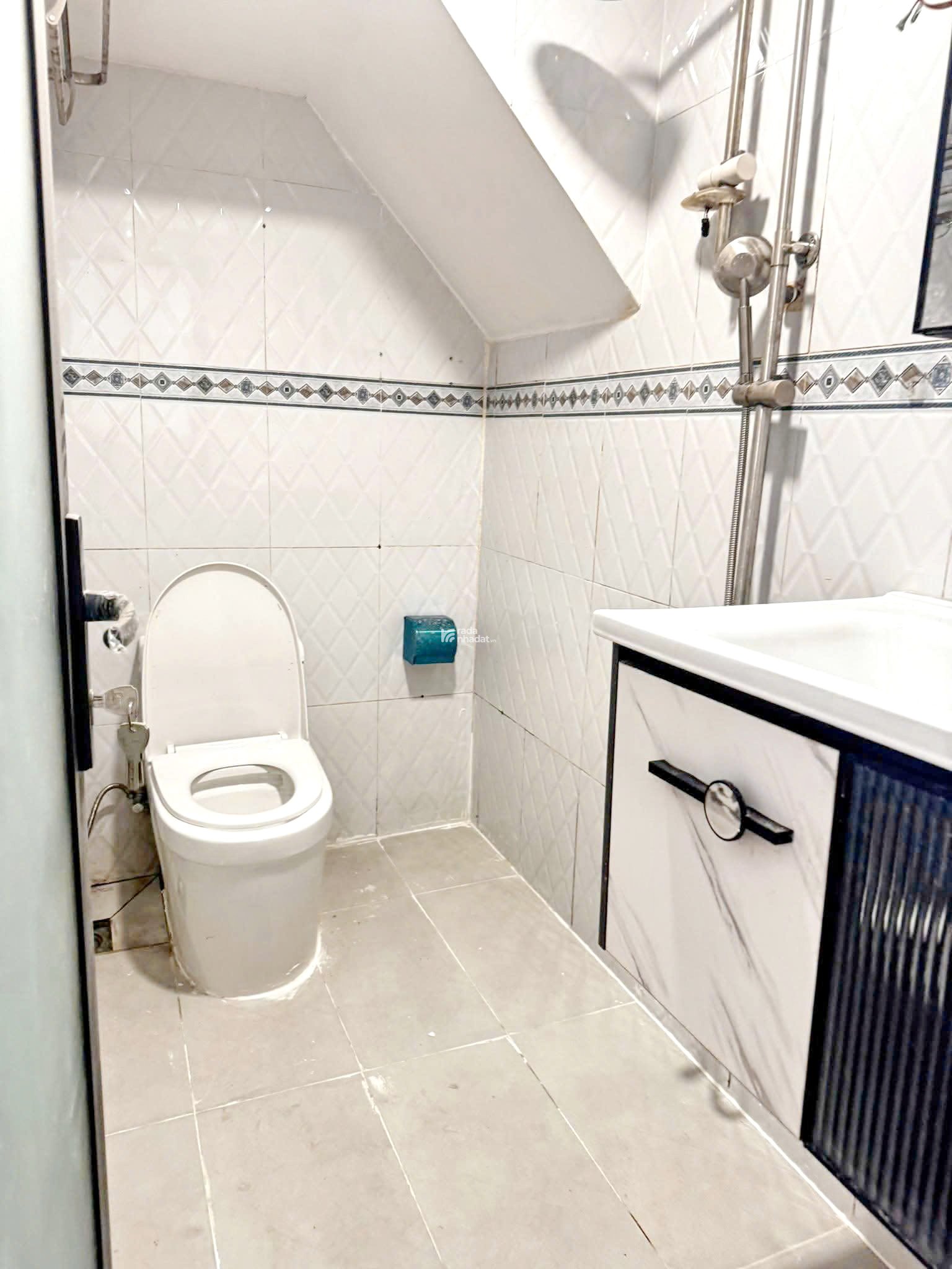 Bán nhà mới 1 lầu gần MT đường Phạm Thế Hiển P. Chánh Hưng Quận 8