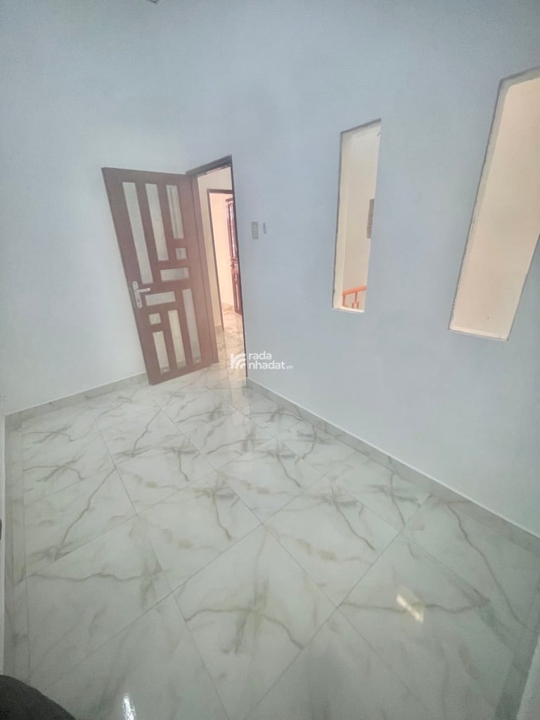 Căn Nhà 2 Tầng (2PN, 2WC) Lò Gốm, Q6 Vị Trí Trung Tâm, SHR, Hoàn công đủ, Chỉ 3,85 Tỷ