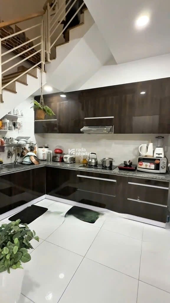 10M RA MẶT TIỀN NGUYỄN VĂN ĐẬU - VILLA MINI 93m2 6PN - GIÁ 10.9 TỶ