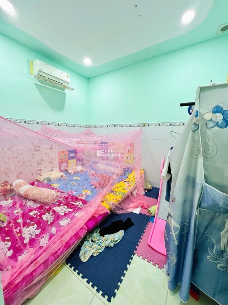 HẺM XE HƠI TỐNG VĂN HÊN, TÂN BÌNH, 49M2 CÓ KC Ở NGAY. GIẢM 350TR CHỈ CÒN 4.18T TL 