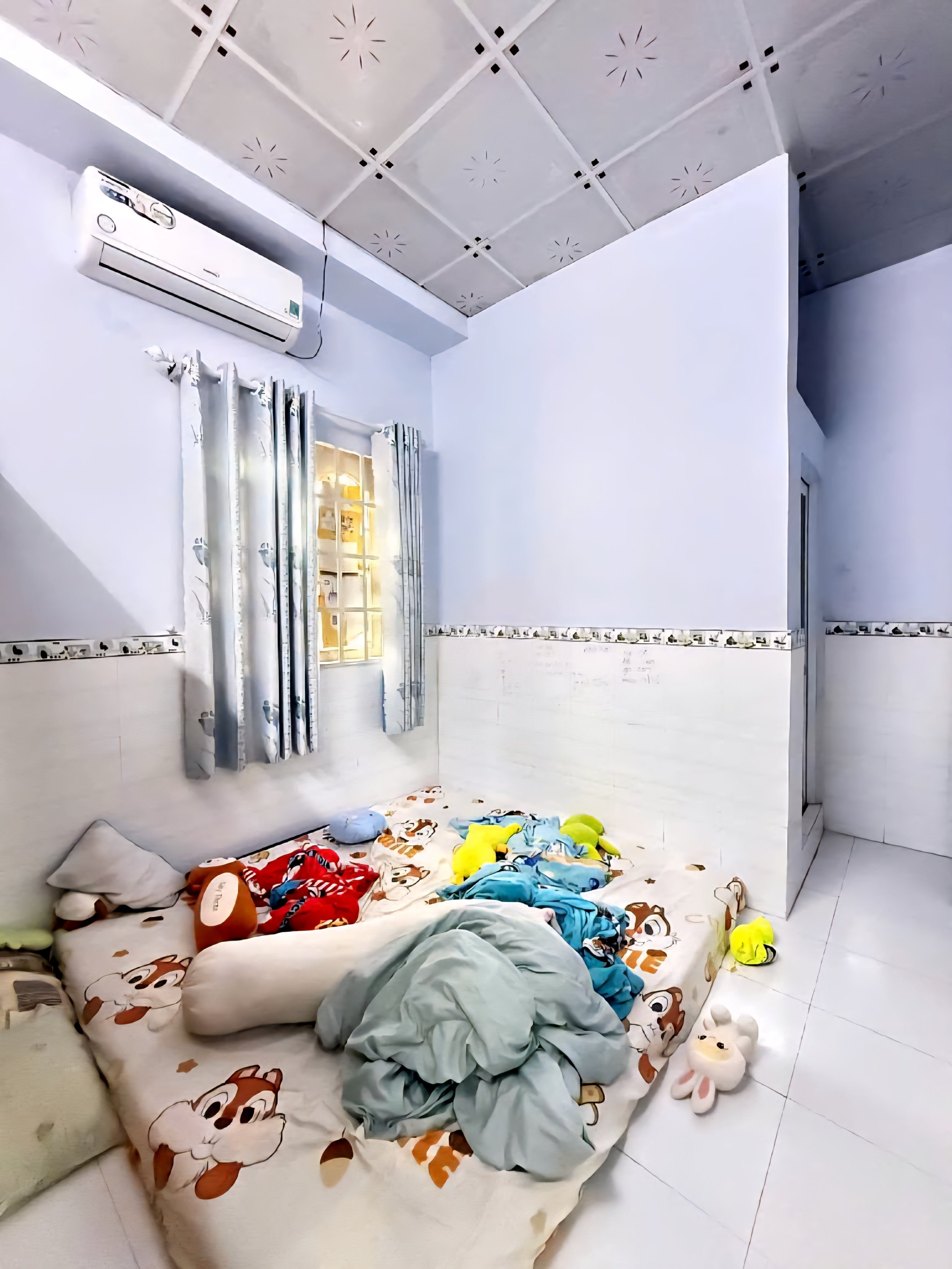 NHÀ Gần AEON Mall Bình Tân, Đ. Tỉnh Lộ 10, DT 150m2 - 3 Tầng - Giá 5.5 Tỷ 