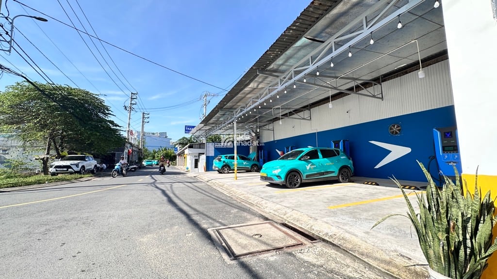 Bán nhà -hẻm xe hơi-huỳnh thị hai, QUẬN 12- GIÁ 3,9 TỶ