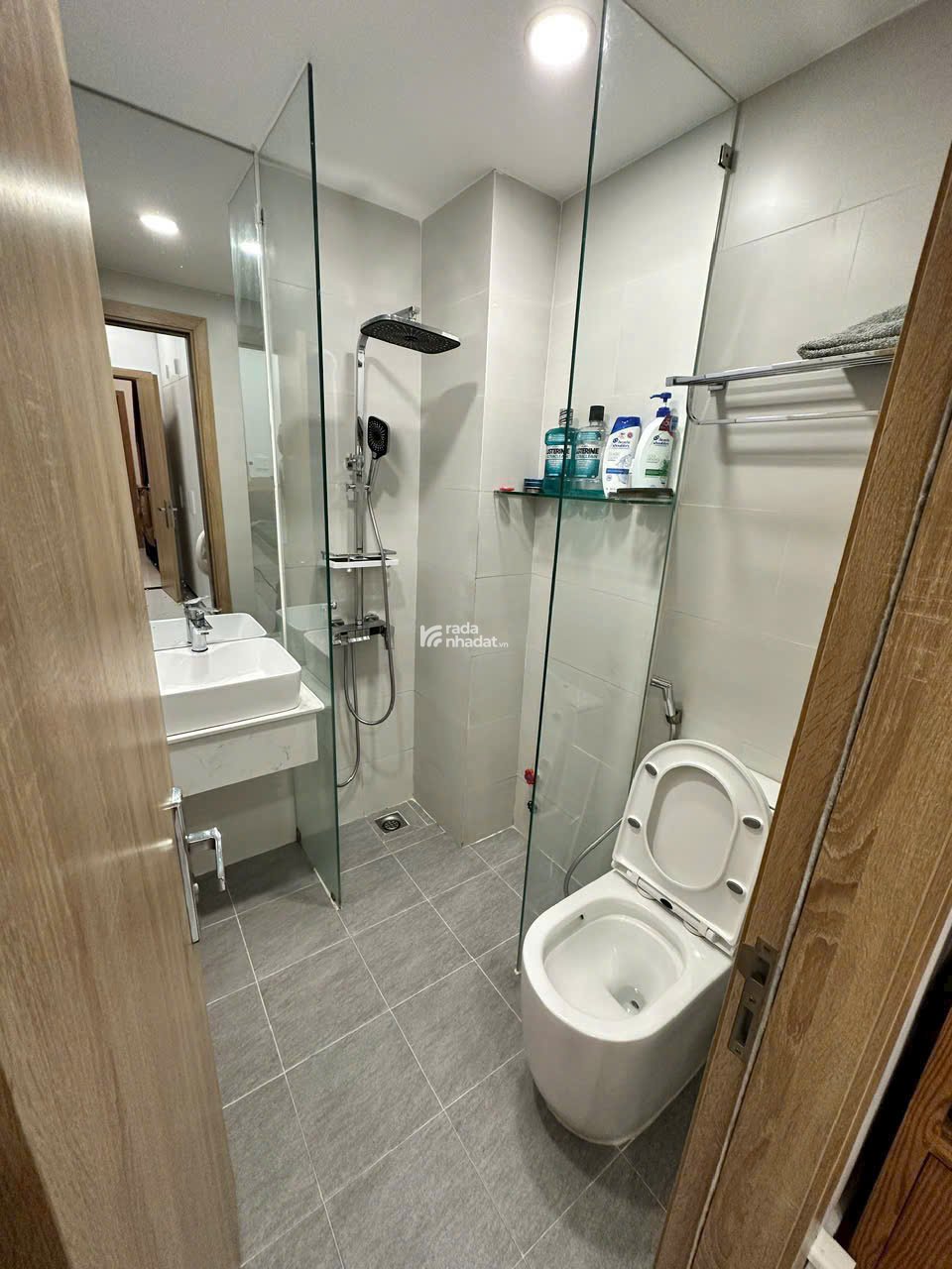 Bán nhà tại đường Lý Chính Thắng Quận 3 giá chỉ 4.5 tỷ