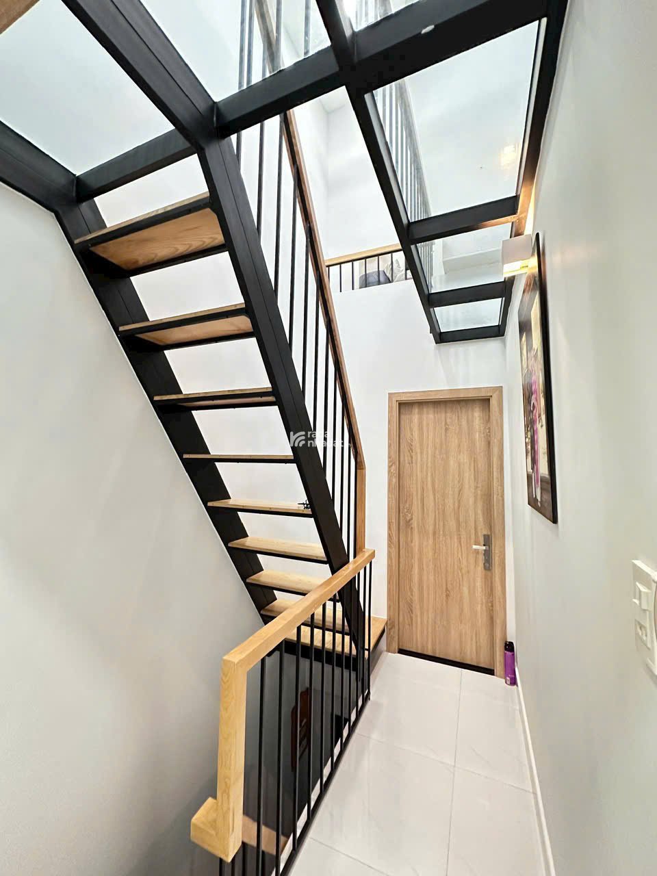 Bán nhà tại đường Lý Chính Thắng Quận 3 giá chỉ 4.5 tỷ