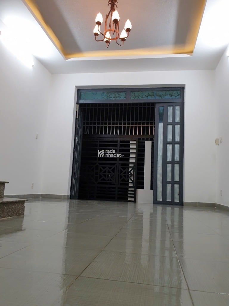 BÁN NHÀ HẺM XE HƠI, 2 TẦNG GẦN ĐH CẢNH SÁT, DÒNG TIỀN ỔN ĐỊNH, 4,5X9 CHỈ 5,3 TỶ.