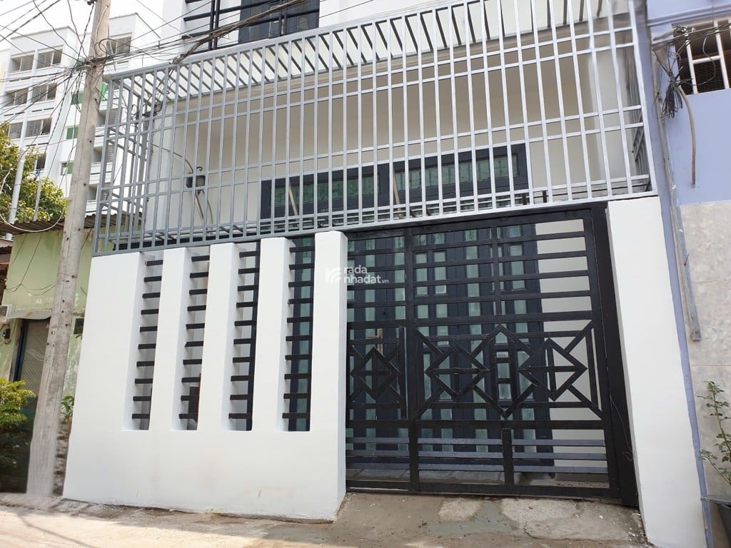 BÁN NHÀ HẺM XE HƠI, 2 TẦNG GẦN ĐH CẢNH SÁT, DÒNG TIỀN ỔN ĐỊNH, 4,5X9 CHỈ 5,3 TỶ.