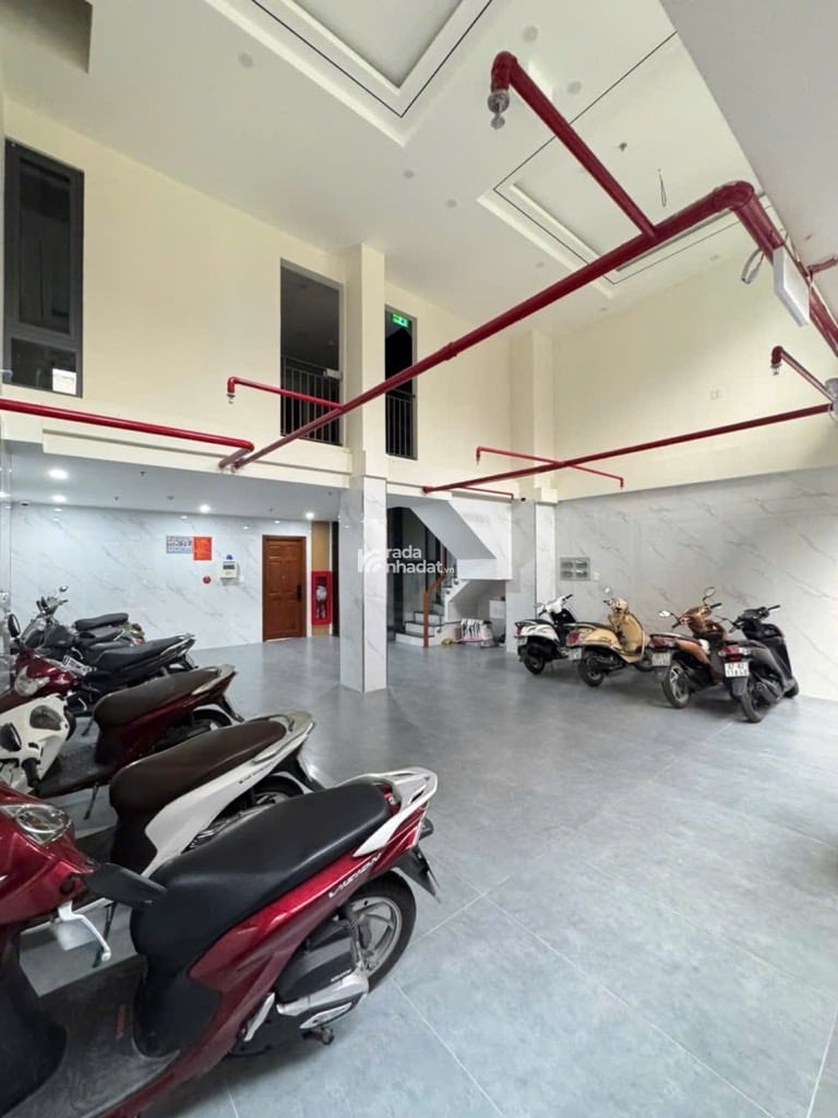 Bán CHDV gần Aeon Tân Phú, 8x18 , 6 tầng 135tr/tháng