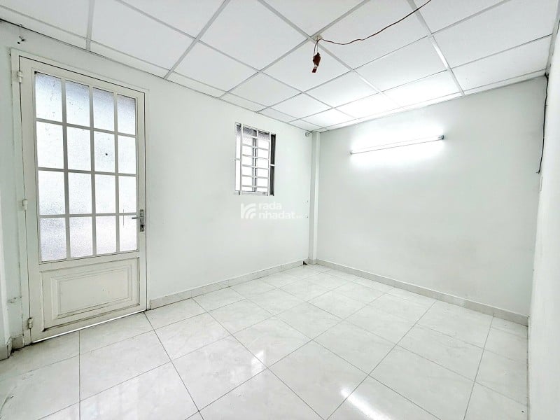 Nhà đẹp gần ngã tư Gò Mây, SHR, không lộ giới, giá chỉ 2 tỷ