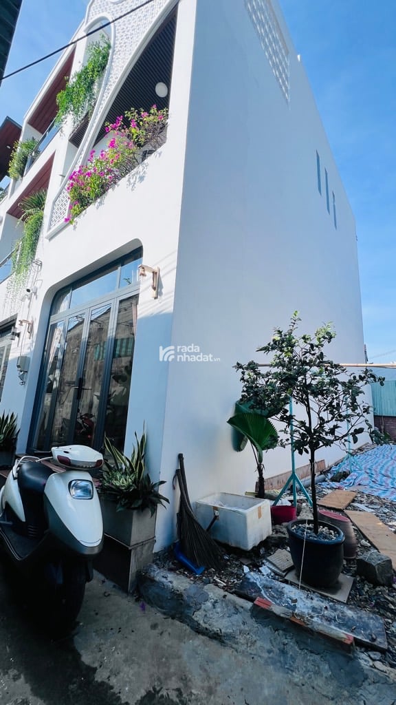 NHÀ PHỐ MỚI, ĐẸP 3 TẦNG, 66m2, NGANG 4,2M, VÕ THỊ NHỜ, P. TÂN THUẬN, QUẬN 7, NHỈNH 8T.