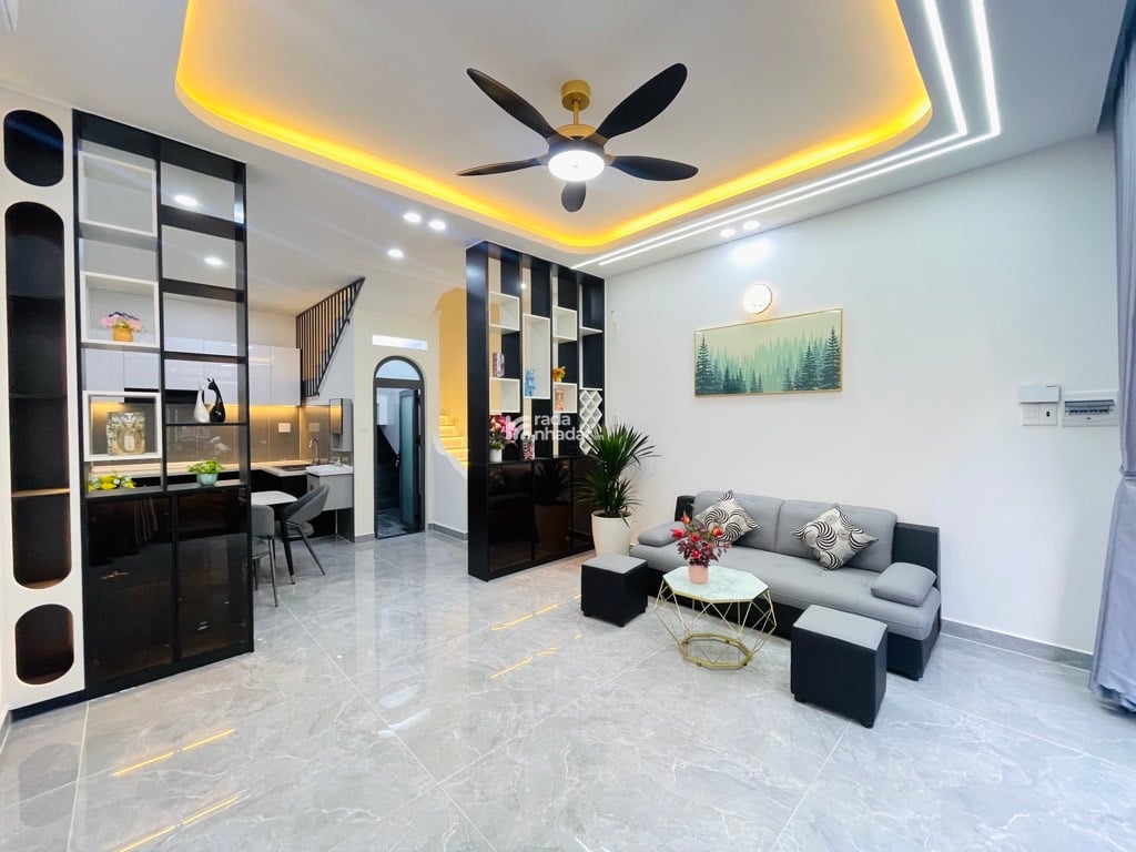 KO QH - HẺM 3M - GẦN MẶT TIỀN - GẦN CÔNG VIÊN LÀNG HOA  - KHU DÂN TRÍ - CN ĐỦ 43M2 - 3L ĐÚC BTCT 