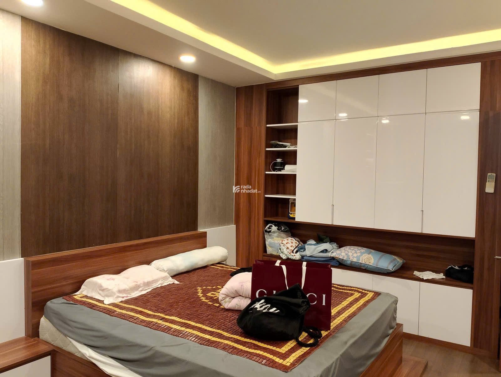 BÁN NHÀ HẺM KHỔNG LỒ Nguyễn Xí, Bình Thạnh-4 Tầng 4,5x14m-Sẵn kết cấu-Giá 12.2 Tỷ Bớt Lộc