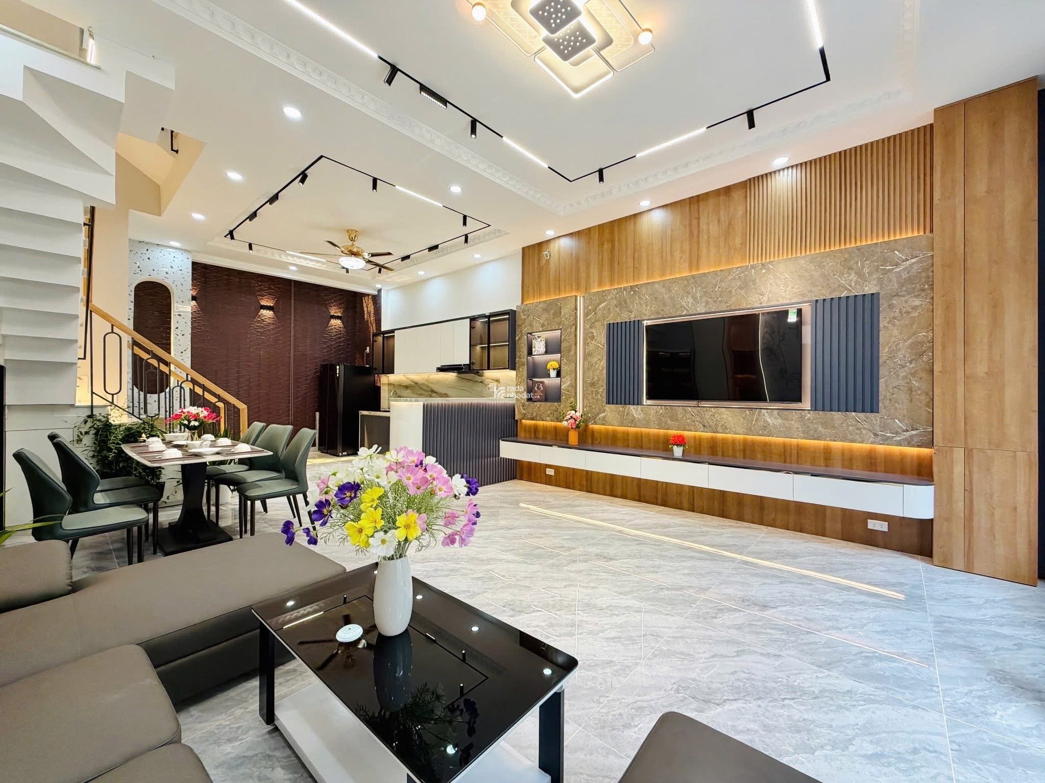 NHÀ MỚI HOÀN THIỆN Đ.BÙI QUANG LÀ - 3 TẦNG - 5.5x11 - KẾ EMART 2 - CHỈ 6.8 TỶ TL