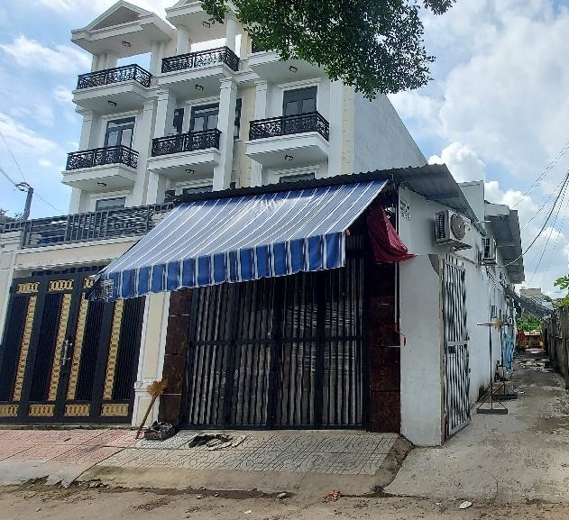 NHÀ ĐẸP Ở NGAY HẺM XE TẢI VI VU GẦN UB PHƯỜNG HIỆP BÌNH 4 TẦNG 4X19 CHỈ 9,5 TỶ.