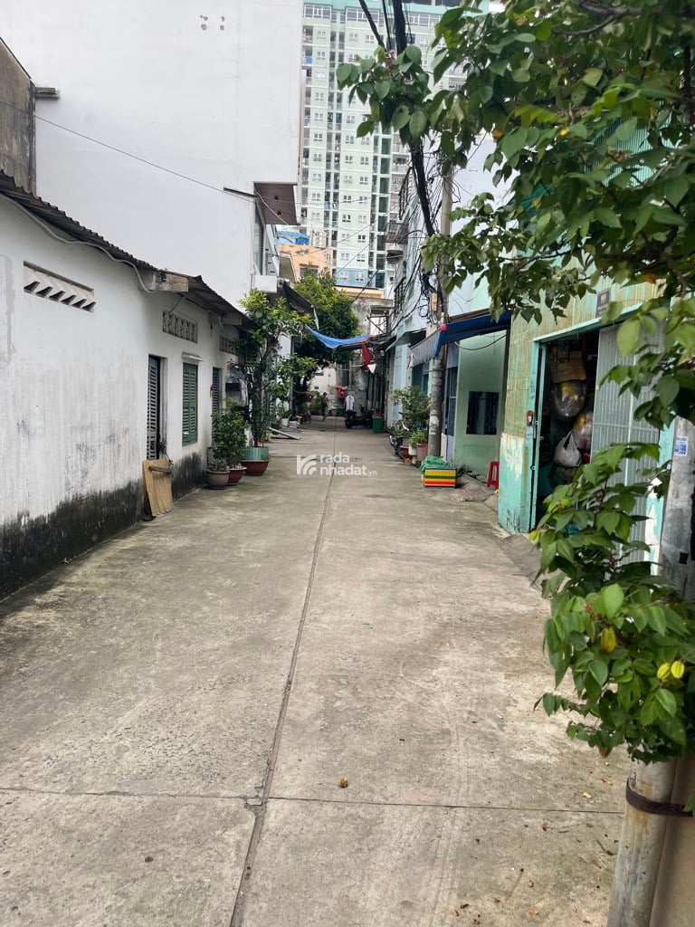 NGAY ĐẦM SEN, HẺM XE HƠI TÔ HIỆU, TÂN PHÚ, 471M2 HIẾM CÓ. GIẢM 450TR CHỈ CÒN 48.3T TL TỐT