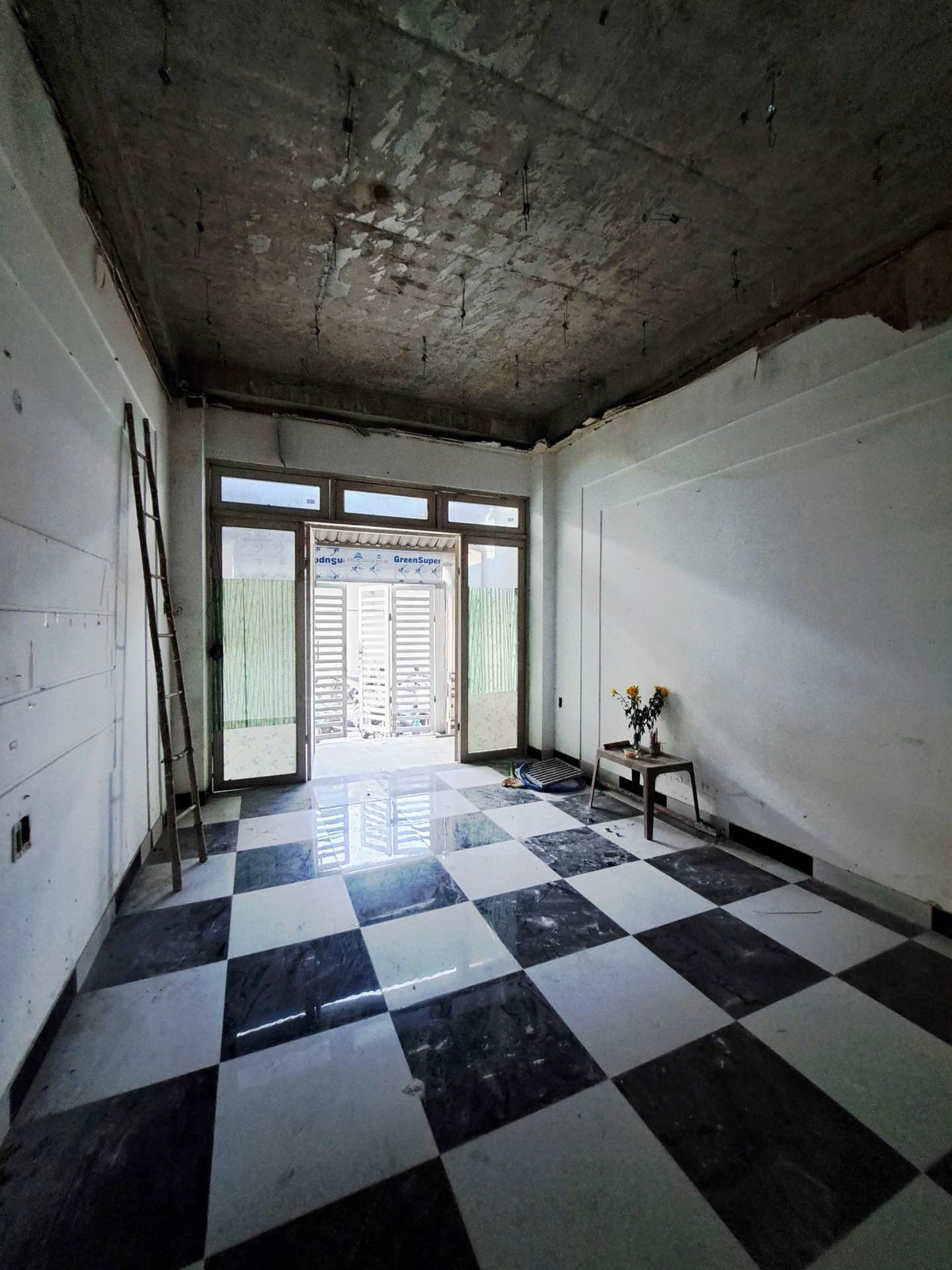 Nhà 3 tầng, đường 12m Nguyễn Hữu Tiến, 76m2, nhà cũ tiện cải tạo, Chỉ 8.6 tỷ