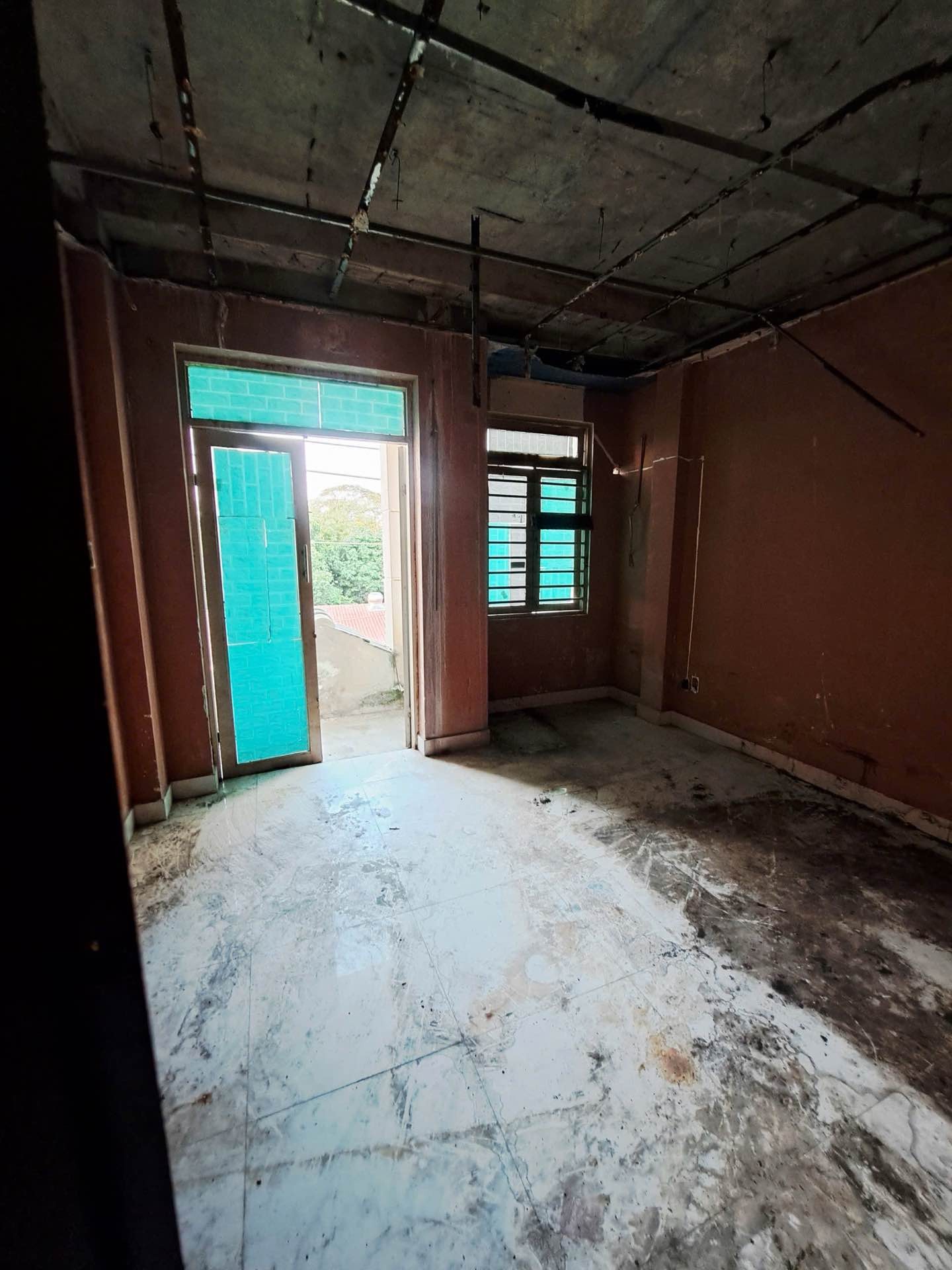 Nhà 3 tầng, đường 12m Nguyễn Hữu Tiến, 76m2, nhà cũ tiện cải tạo, Chỉ 8.6 tỷ