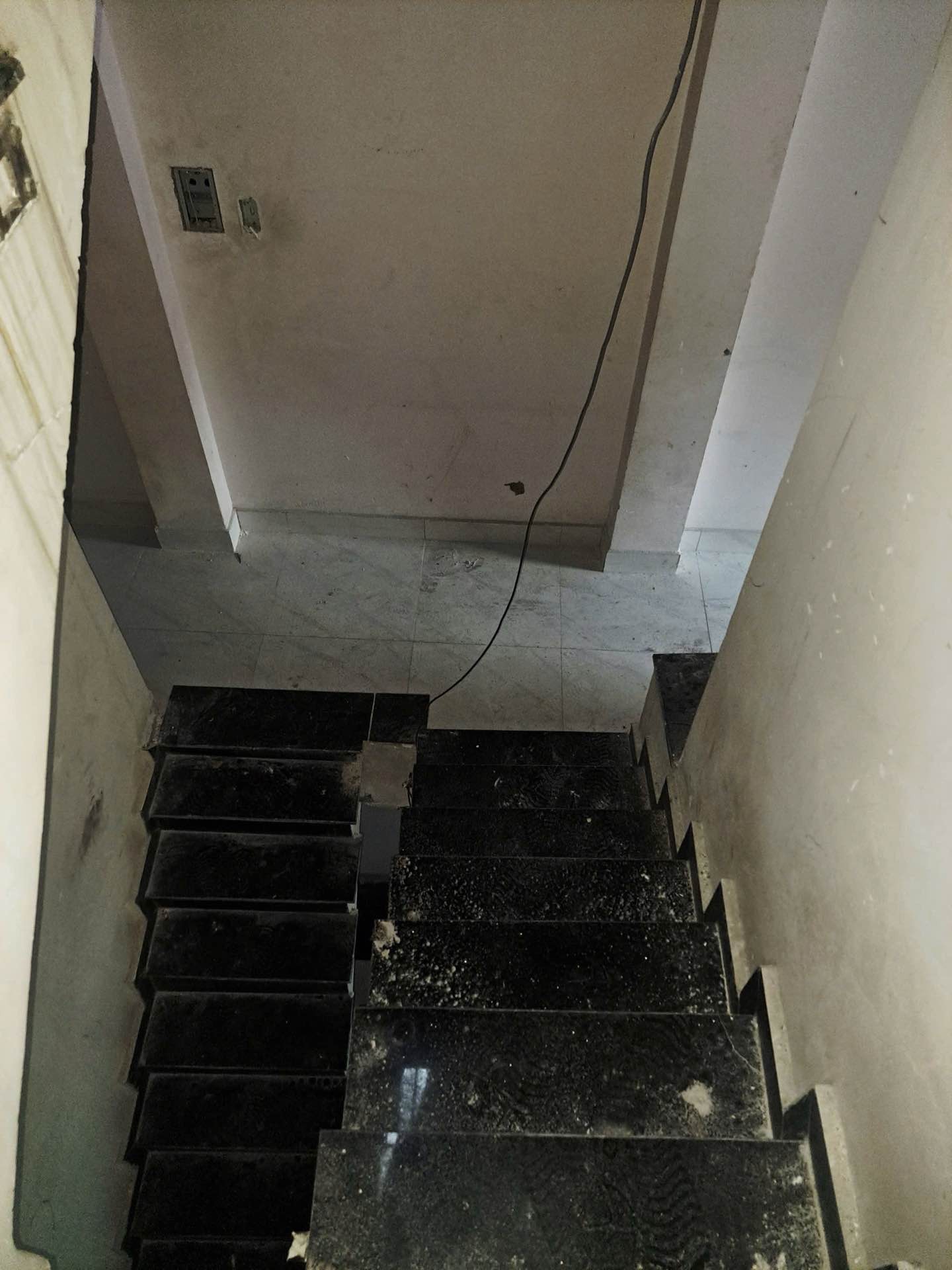 Nhà 3 tầng, đường 12m Nguyễn Hữu Tiến, 76m2, nhà cũ tiện cải tạo, Chỉ 8.6 tỷ