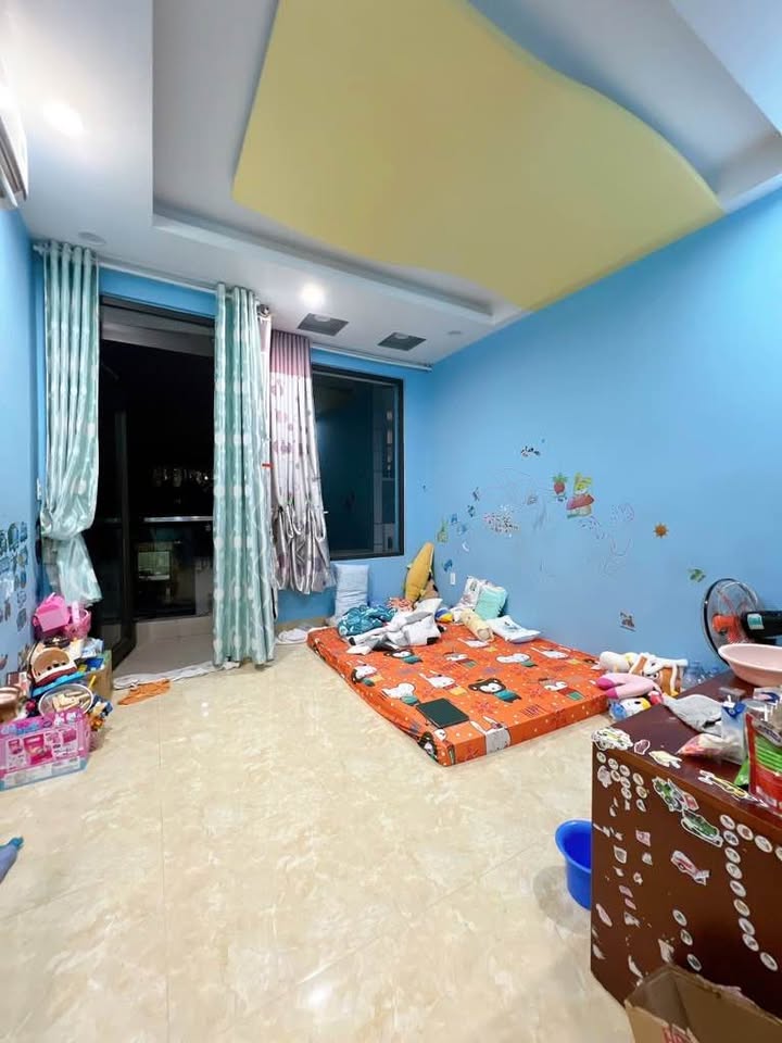 Kẹt tiền bán gấp nhà đường Vườn Chuối, Phường 4, Quận 3, Giá 3 tỷ 420, Diện tích 46.8m2