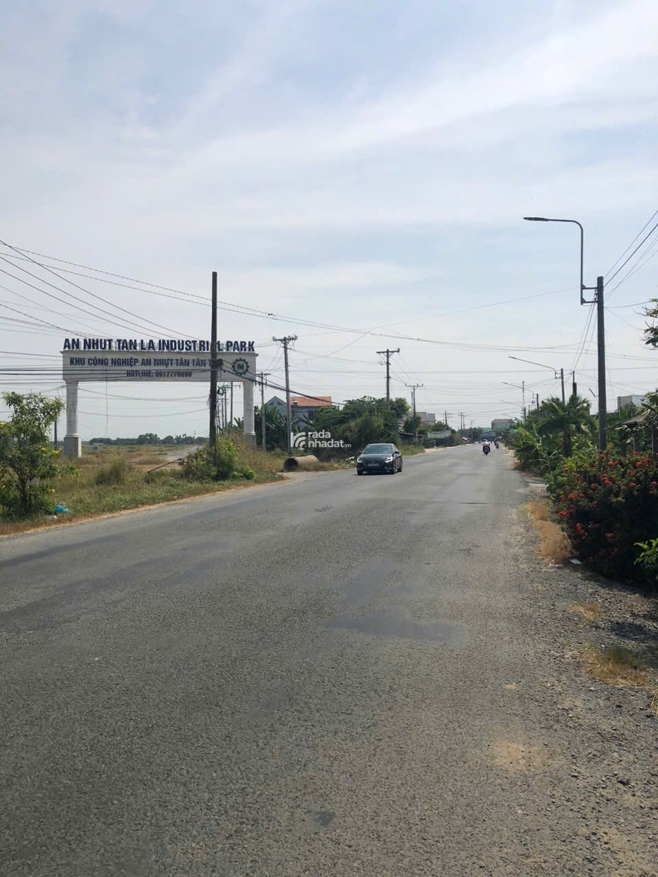 ĐẤT FULL THỔ CƯ 6X50 GẦN QUỐC LỘ 1 XÃ TÂN BÌNH TÂN TRỤ ĐƯỜNG TỈNH LỘ 12M NHIK 2 TỶ 