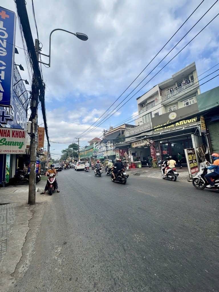 MẶT TIỀN KD SIÊU ĐỈNH - 3 TẦNG KIÊN CỐ - 4M X 16M (64M2) SỔ VUÔNG VỨC - DƯƠNG VĂN DƯƠNG - TÂN PHÚ