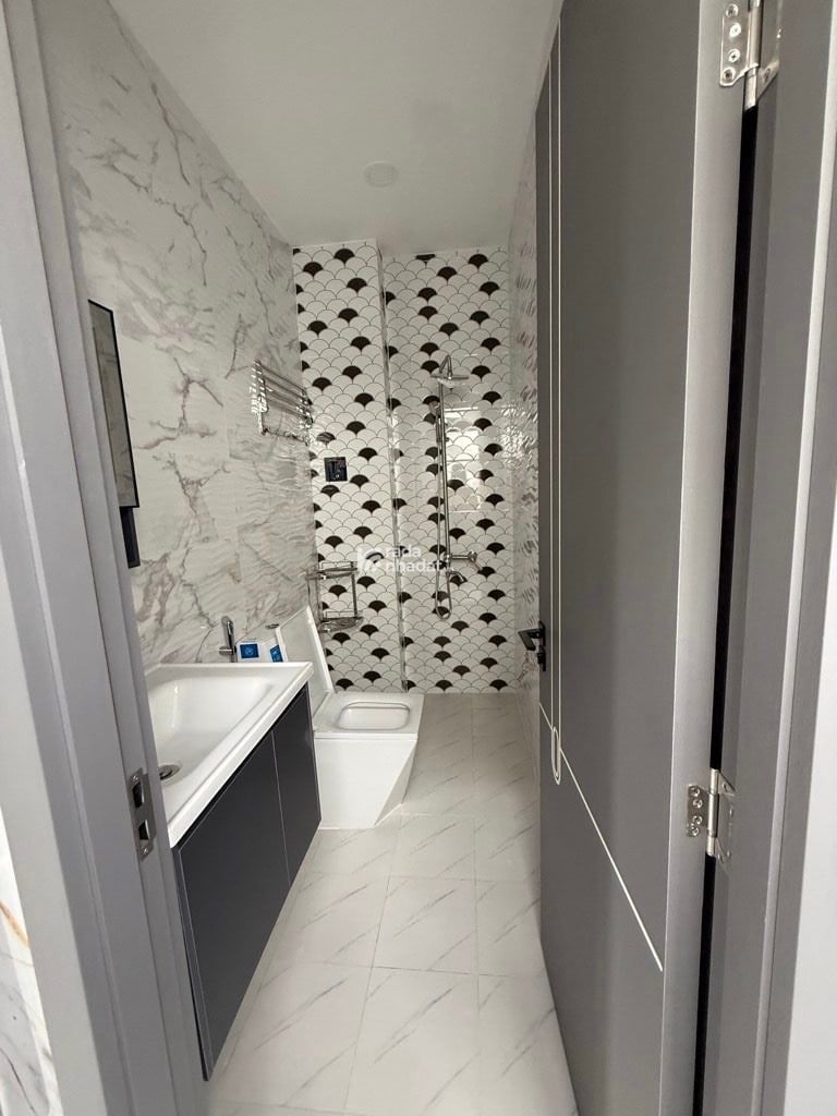 NHÀ ĐẸP 2 TẦNG PHẠM VĂN CHIÊU - 49M2 - HẺM XE HƠI - CHỈ 4T3